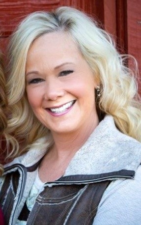 Headshot of Annette Vanstory<br />
